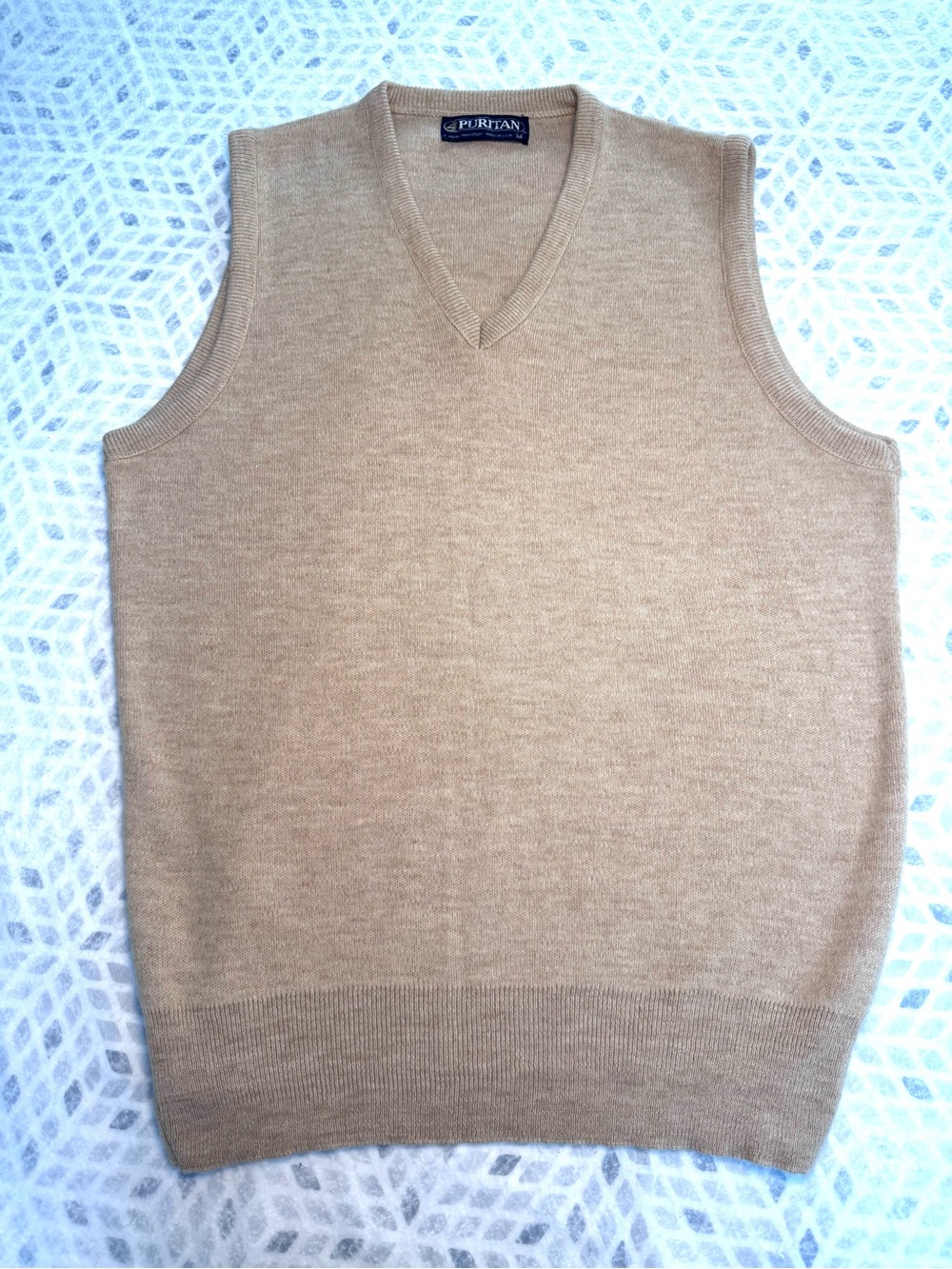 Puritan Men's V-Neck Sweater Vest in Camel/Tan